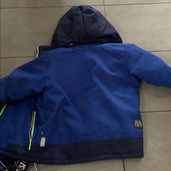 Monster snowsuit - winter jacket - Picture 3 of 3